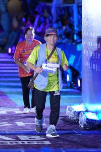 BIB: 410
                            <button type="button" onclick="openModal(26260929)" class="btn btn-primary btn-sm float-right btn-popup" data-toggle="modal" data-target=".modal-high-quality">
                        <i class="fas fa-shopping-cart"></i> Add to Cart
                    </button>
                                            <button type="button" onclick="isThisMe(26260929, true)" class="btn btn-success btn-sm float-right btn-popup btn-isme hidden" data-toggle="tooltip" data-placement="bottom" title="นี่คือรูปของคุณใช่ไหม คลิกที่นี่เพื่อเอาเข้าอัลบั้ม">
                        <i class="fas fa-plus"></i> Add to album
                    </button>
                    <button type="button" onclick="isThisMe(26260929, false)" class="btn btn-warning btn-sm float-right btn-popup btn-isnotme hidden">
                        <i class="fas fa-ban"></i> Remove from album
                    </button>